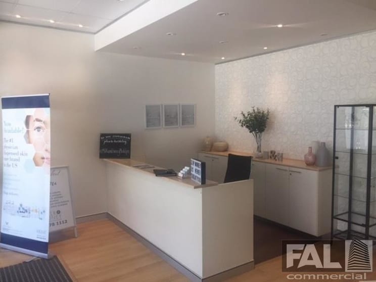 Click to view all images Shop 3/620 Moggill Road Chapel Hill QLD 4069 - Image 3