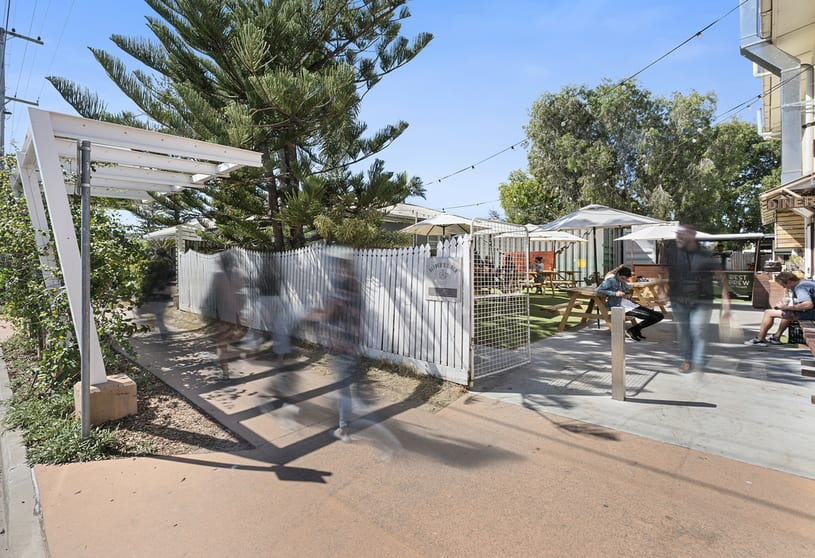 Click to view all images 36 Seabeach Avenue Mermaid Beach QLD 4218 - Image 3