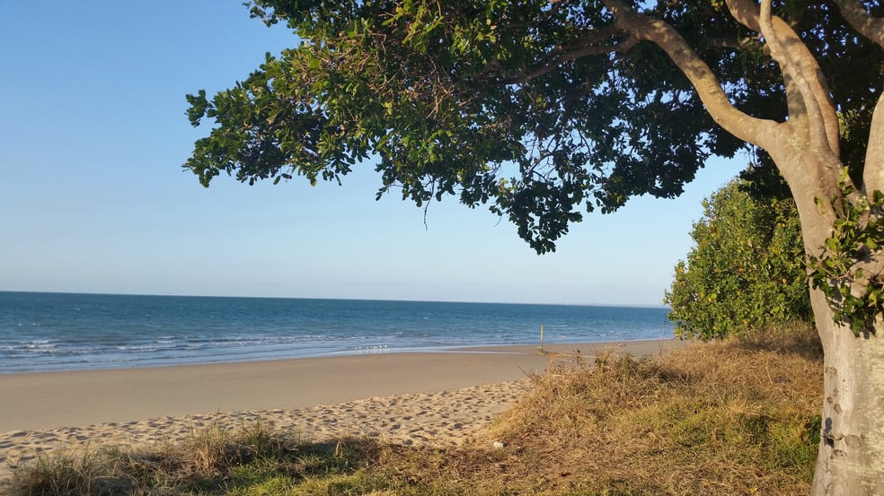 Click to view all images 5&6/13 Bideford Street Torquay QLD 4655 - Image 3