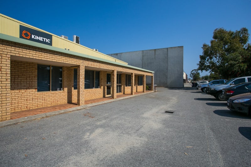 Click to view all images 2/16 Chilver Street Kewdale WA 6105 - Image 1