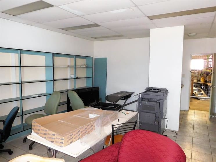Click to view all images Unit 2/12 Tang Street Coconut Grove NT 0810 - Image 3