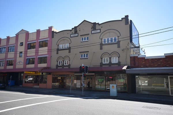 Click to view all images 128 Coogee Bay Road Coogee NSW 2034 - Image 1
