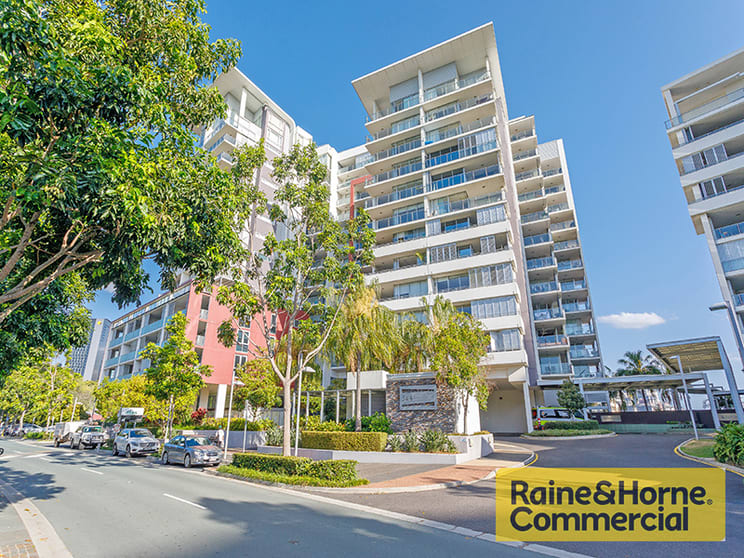Click to view all images 815/3 Parkland Boulevard Brisbane City QLD 4000 - Image 1