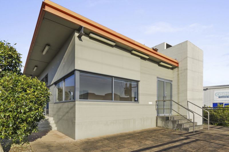 Click to view all images 5/9 Durgadin Drive Albion Park Rail NSW 2527 - Image 3