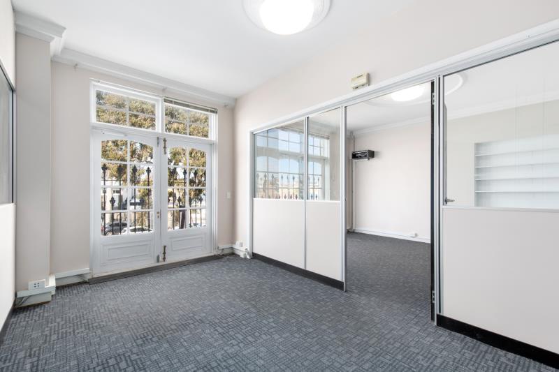 Click to view all images Front Office/282 St Kilda Road St Kilda VIC 3182 - Image 2