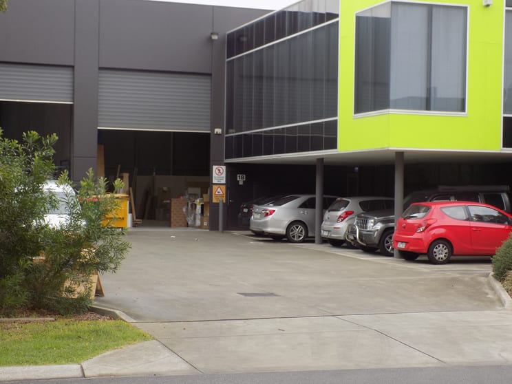 Click to view all images 1B Capital Court Braeside VIC 3195 - Image 1