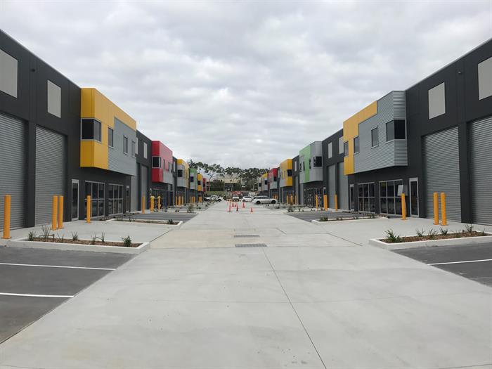 Click to view all images 17/18 Wurrook Circuit Caringbah NSW 2229 - Image 2