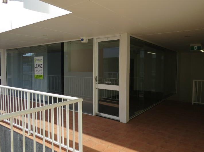 Click to view all images 11/699 Sandgate Road Clayfield QLD 4011 - Image 2