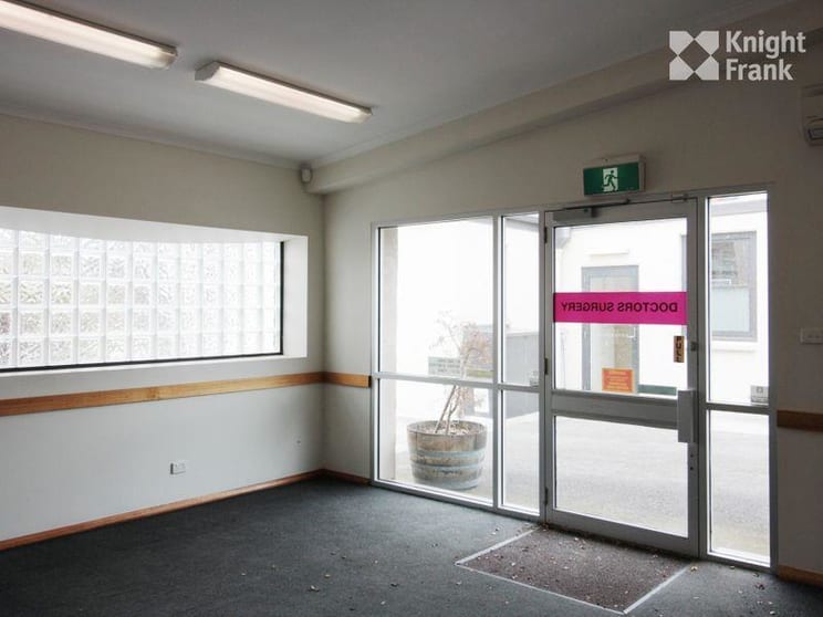 Click to view all images Rear/384 Elizabeth Street North Hobart TAS 7000 - Image 3