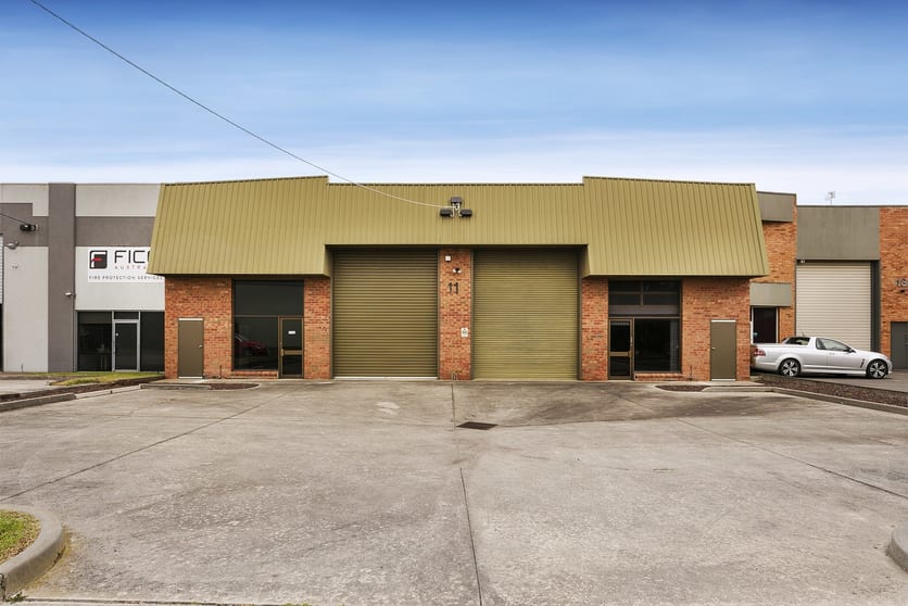 Click to view all images 1/11 Jarrah Drive Braeside VIC 3195 - Image 1
