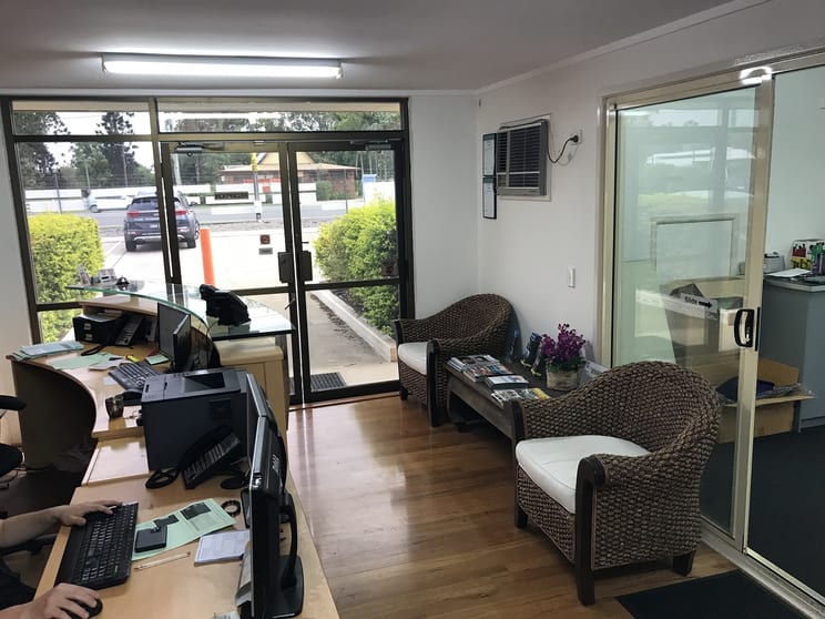 Click to view all images 350 South Pine Road Brendale QLD 4500 - Image 3