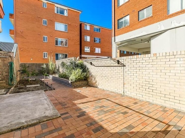 Click to view all images 141 Marion Leichhardt NSW 2040 - Image 3