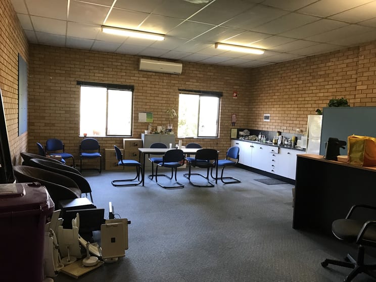 Click to view all images 89 Railway Street Corrimal NSW 2518 - Image 1