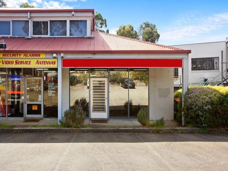 Click to view all images 4/57a Buena Vista Drive Montmorency VIC 3094 - Image 1