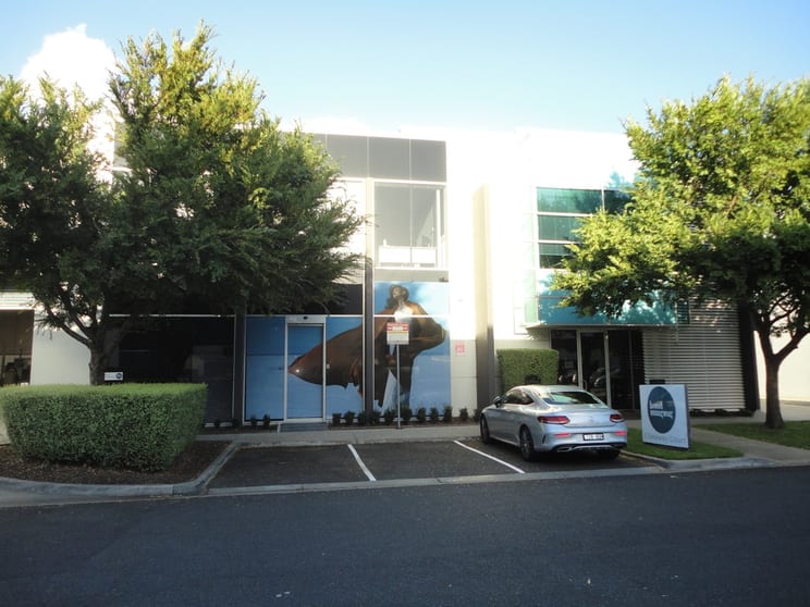Click to view all images 3 Gateway Court Port Melbourne VIC 3207 - Image 1