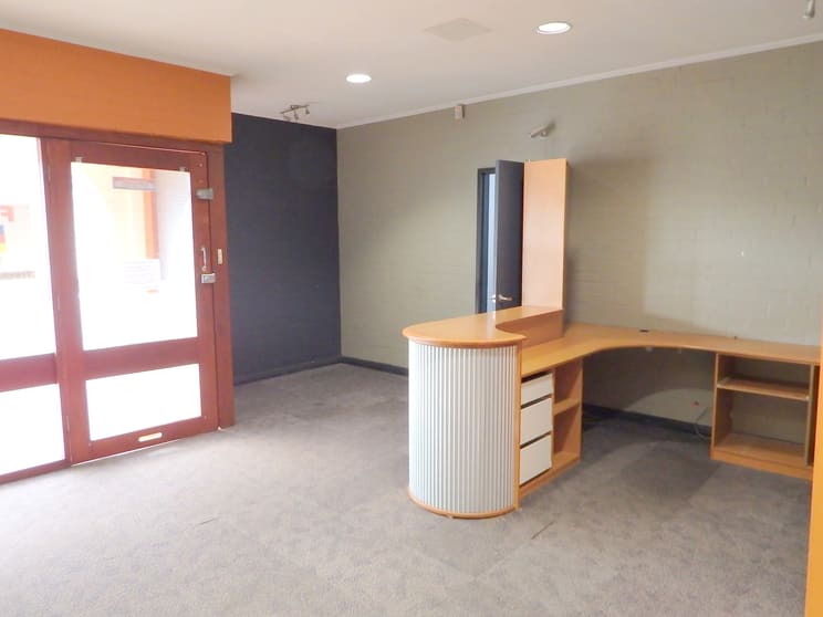 Suite 11, 22 Haynes Street Kalamunda WA 6076 - Image 3
