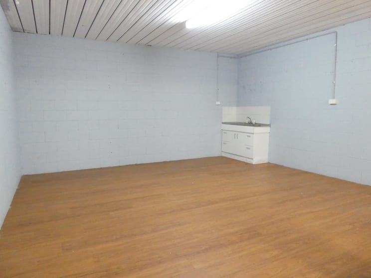 Click to view all images 2/8 Keidges Road Bellbird Park QLD 4300 - Image 3