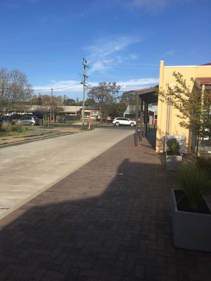 Click to view all images 3, 33 Ellendon St Bungendore NSW 2621 - Image 2