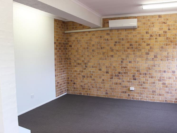 Click to view all images 134 Herries Street Toowoomba QLD 4350 - Image 3