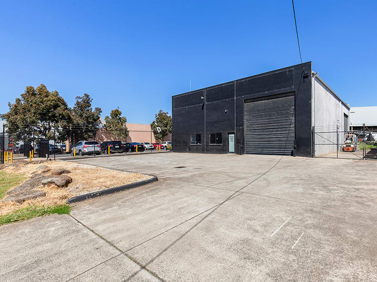 Click to view all images 3 Nevada Court Hoppers Crossing VIC 3029 - Image 1