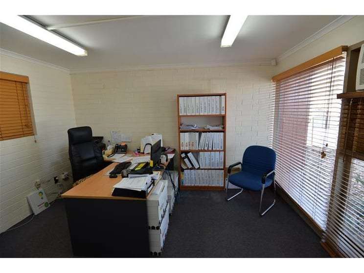 Click to view all images Unit 1, 138-140 Ashley Street Underdale SA 5032 - Image 2