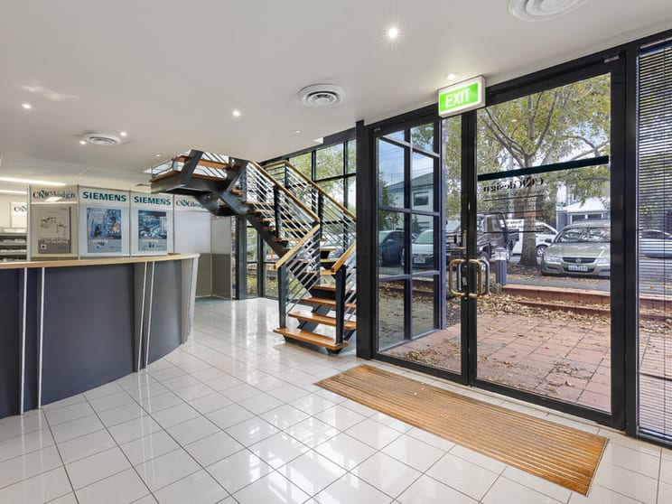 Click to view all images 1K Marine Parade Abbotsford VIC 3067 - Image 2