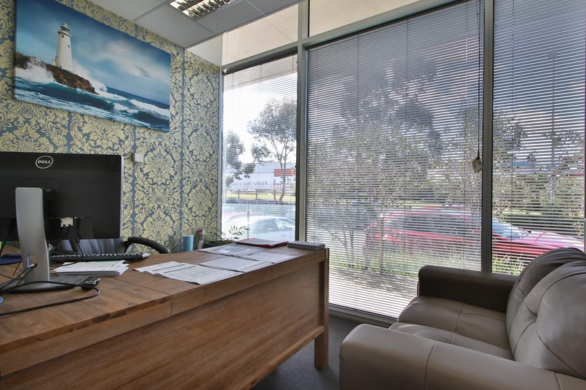 Click to view all images 28/1 Ricketts Road Mount Waverley VIC 3149 - Image 2