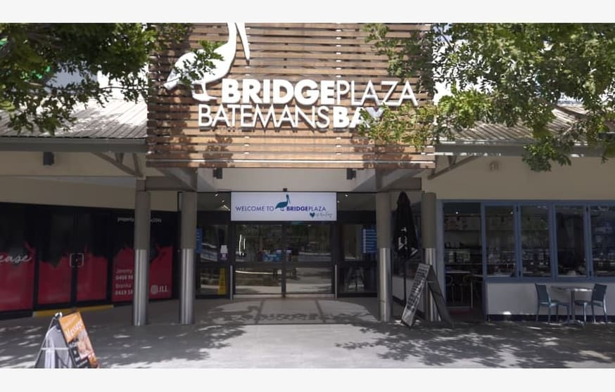 Click to view all images 9 Perry Street Batemans Bay NSW 2536 - Image 2