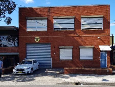 Click to view all images 17 Roberts Road Greenacre NSW 2190 - Image 1