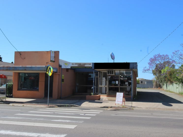 Click to view all images 1/99 Wollombi Road Cessnock NSW 2325 - Image 2