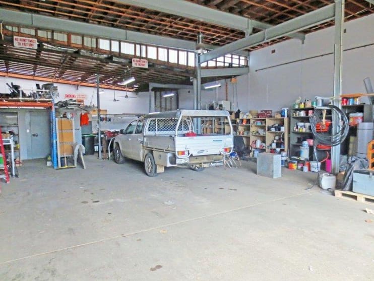 Click to view all images Unit 1/52 Young Road Lambton NSW 2299 - Image 2