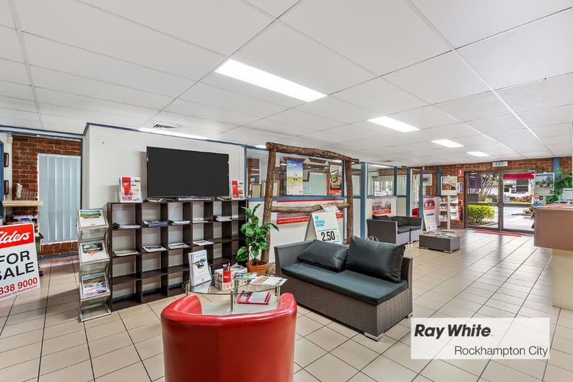 Click to view all images 127 Gladstone Rd Allenstown QLD 4700 - Image 3