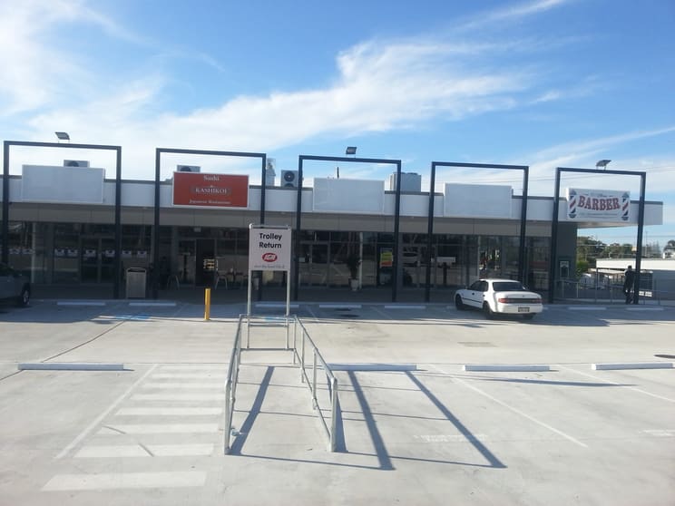 Click to view all images 8A/82 Anzac Avenue Redcliffe QLD 4020 - Image 2