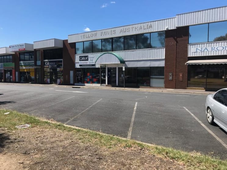 Click to view all images 69 Dundas Court Phillip ACT 2606 - Image 2