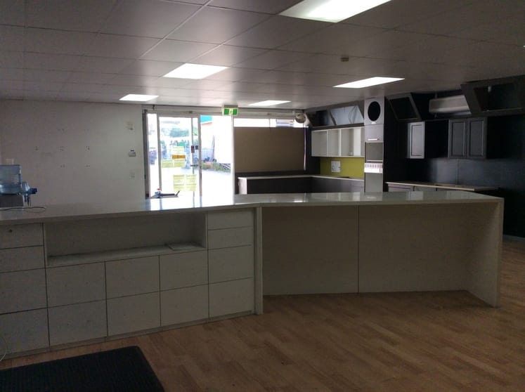 Click to view all images Unit 2/32 Lawrence Drive Nerang QLD 4211 - Image 3