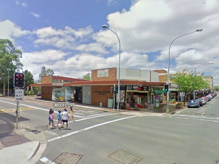 Click to view all images 38 Moore St Liverpool NSW 2170 - Image 1