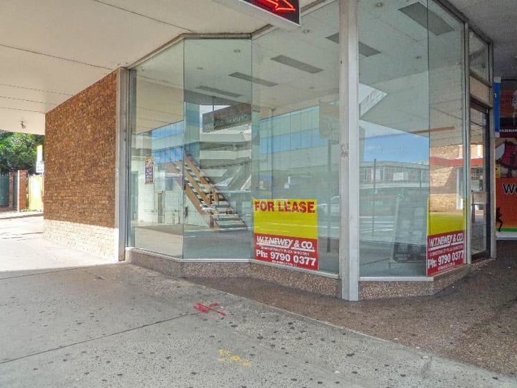 Click to view all images 38 Moore St Liverpool NSW 2170 - Image 2