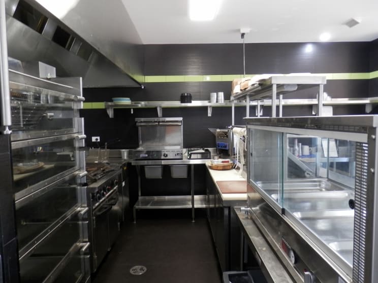 Click to view all images 2/447 Cambridge Street Floreat WA 6014 - Image 3