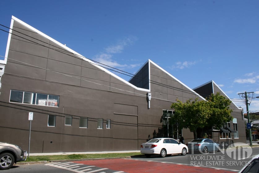 Click to view all images 2/3 Florence Street Newstead QLD 4006 - Image 3