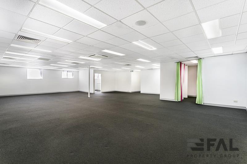 Unit  3/10 Brookfield Road Kenmore QLD 4069 - Image 3