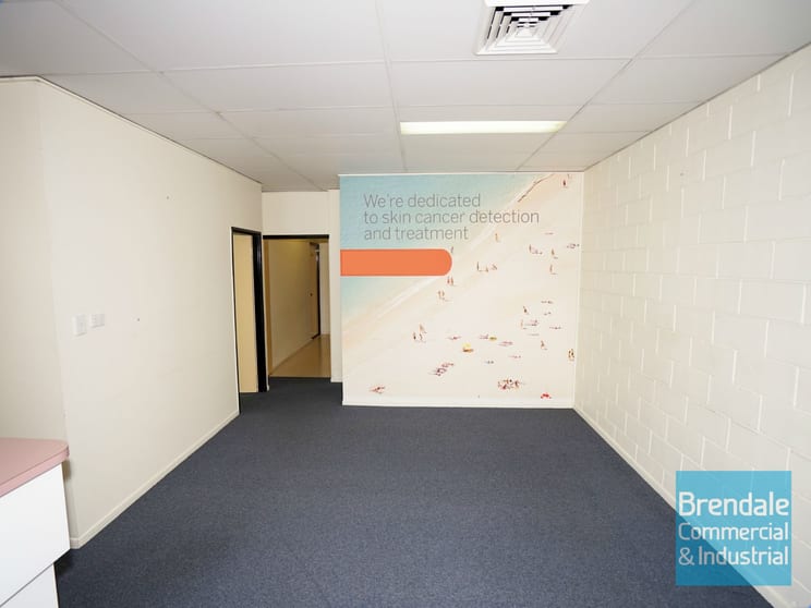 Click to view all images 2/1420 Anzac Avenue Kallangur QLD 4503 - Image 3