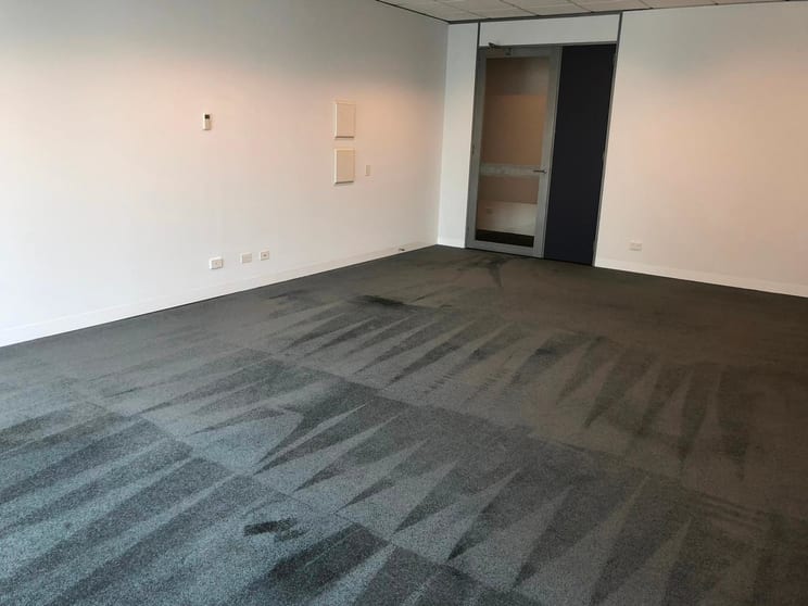 Click to view all images 1416/401 Docklands Drive Docklands VIC 3008 - Image 2