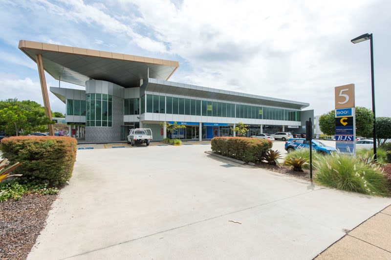 Click to view all images 5-7 Discovery Drive North Lakes QLD 4509 - Image 1