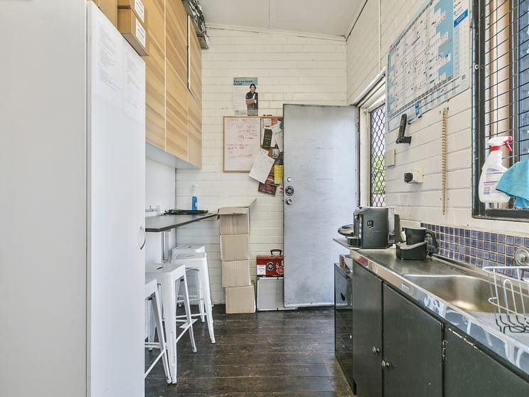 Click to view all images 56 Mount Eliza Way Mount Eliza VIC 3930 - Image 2