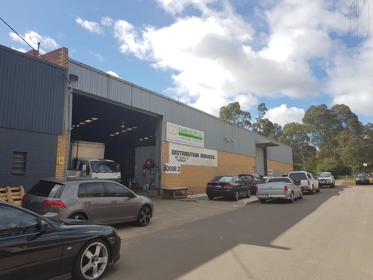 Click to view all images 327 Gooch Street Fairfield VIC 3078 - Image 1