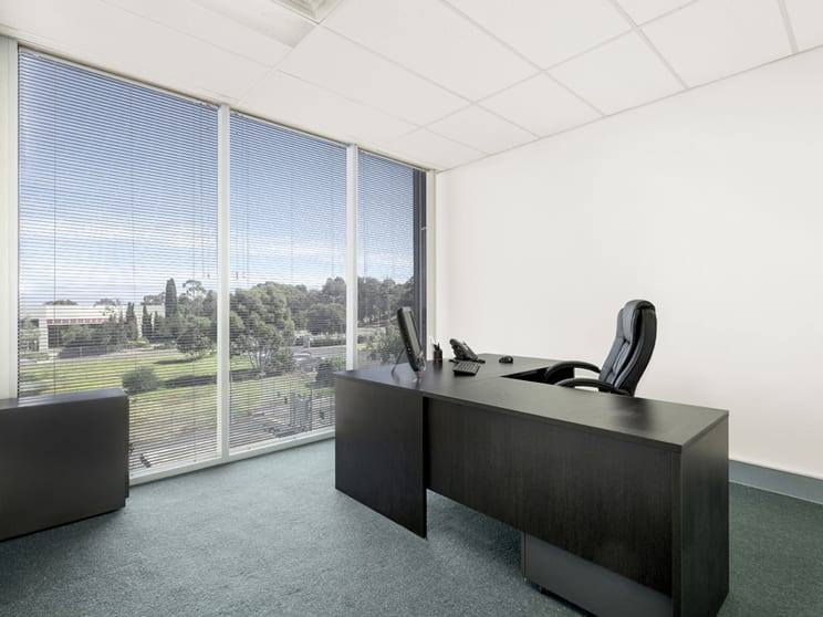 Click to view all images 10/758 Blackburn Road Notting Hill VIC 3168 - Image 3