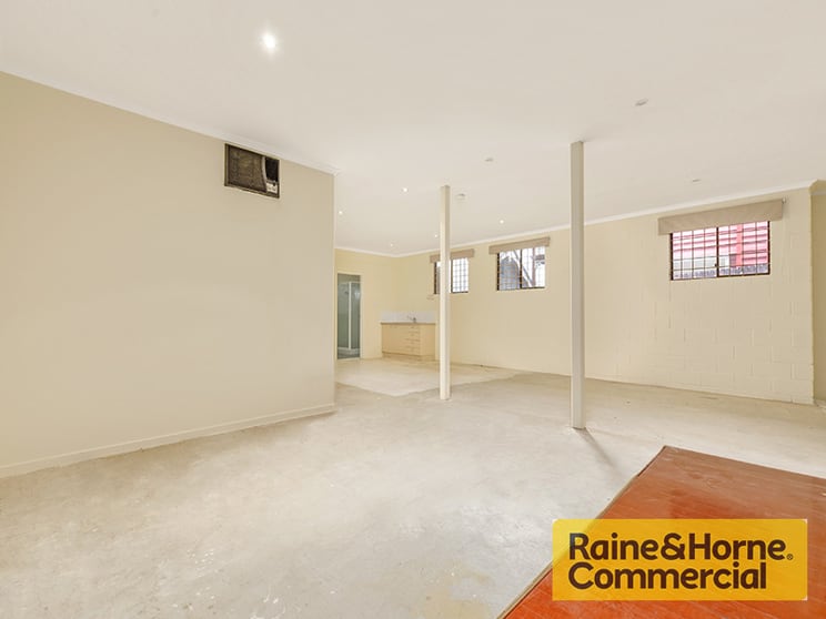 Click to view all images Latrobe Tce Paddington QLD 4064 - Image 2