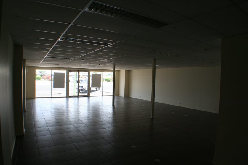 Click to view all images Shop 1/310 Mulgrave Road Westcourt QLD 4870 - Image 3