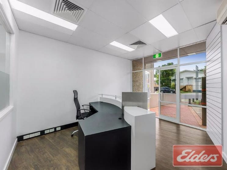 Click to view all images Milton QLD 4064 - Image 1