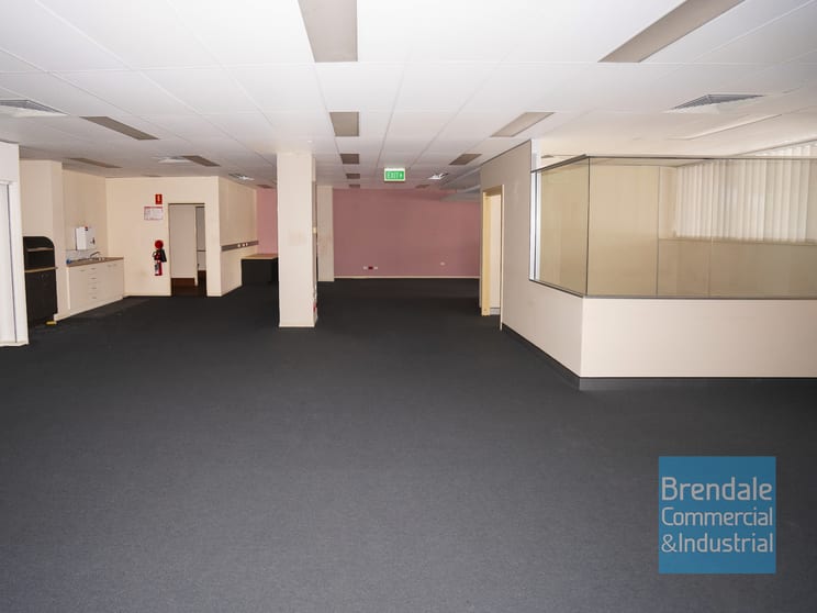 Click to view all images Strathpine QLD 4500 - Image 2